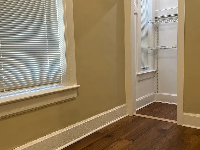 862 N Hermitage Ave #1R — Photo 23