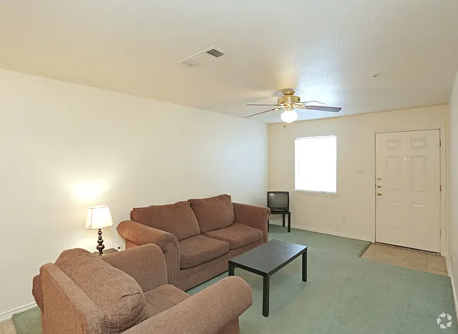 Bryce Avenue Apartments — Photo 12