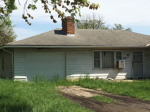 3rd image of Elwood Ave