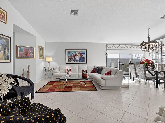 3rd image of 11531 Colonnade Drive