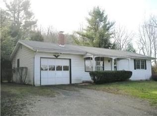 70 Black Bear Cir, Kunkletown, PA 18058
