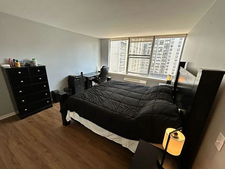 5757 N Sheridan Rd #7D — Photo 12