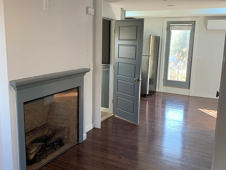 69 Prospect St #3 — Photo 8