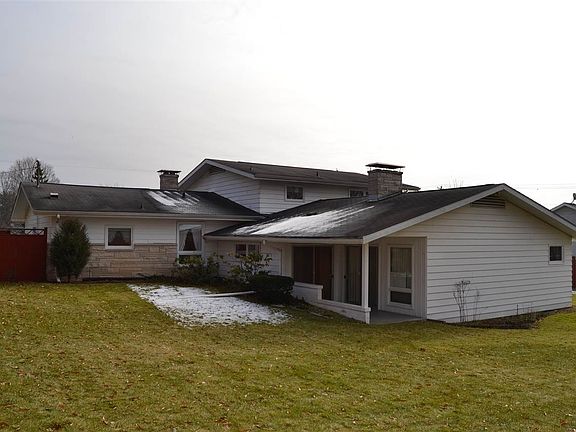 2nd image of 54241 River Pl