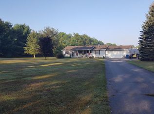 6976 Half Moon Lake Rd, Jonesville, MI 49250