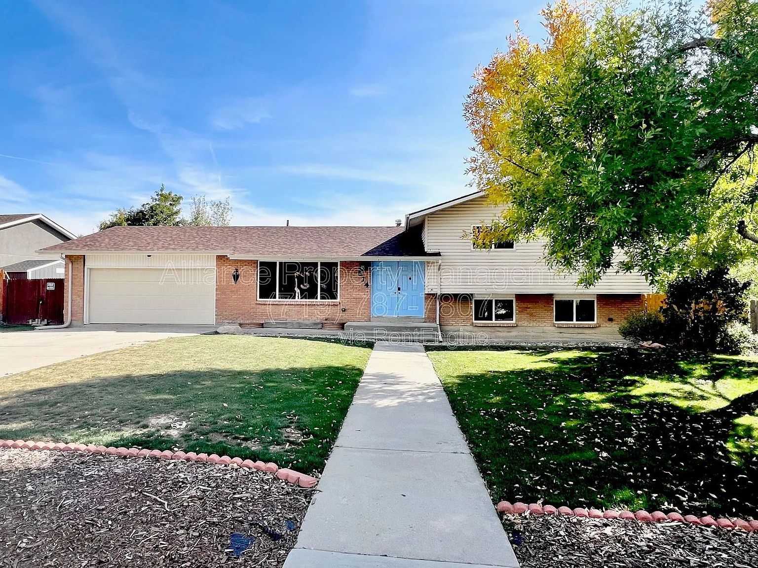 4 bed, 3.0 bath, 2698 sqft, $2,395 — Photo 1