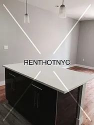 Rented by Weissman Realty