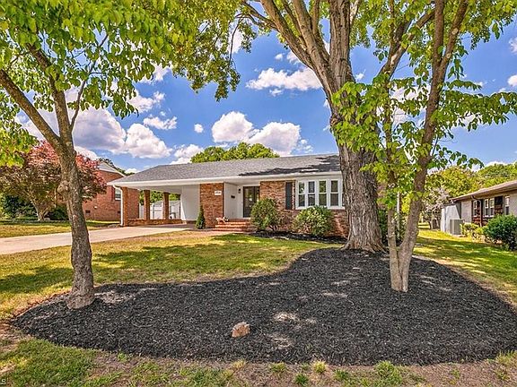 2nd image of 2914 W Cornwallis Dr