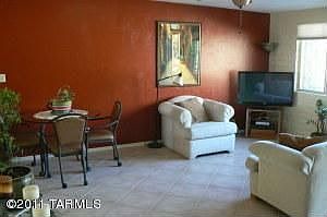 3rd image of 212 E Mountain Sunset Pl
