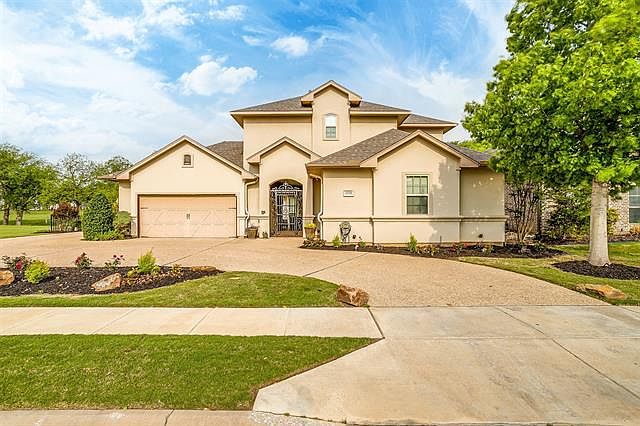 1st image of 13720 Southern Oaks Dr