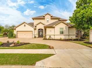 13720 Southern Oaks Dr, Burleson, TX 76028