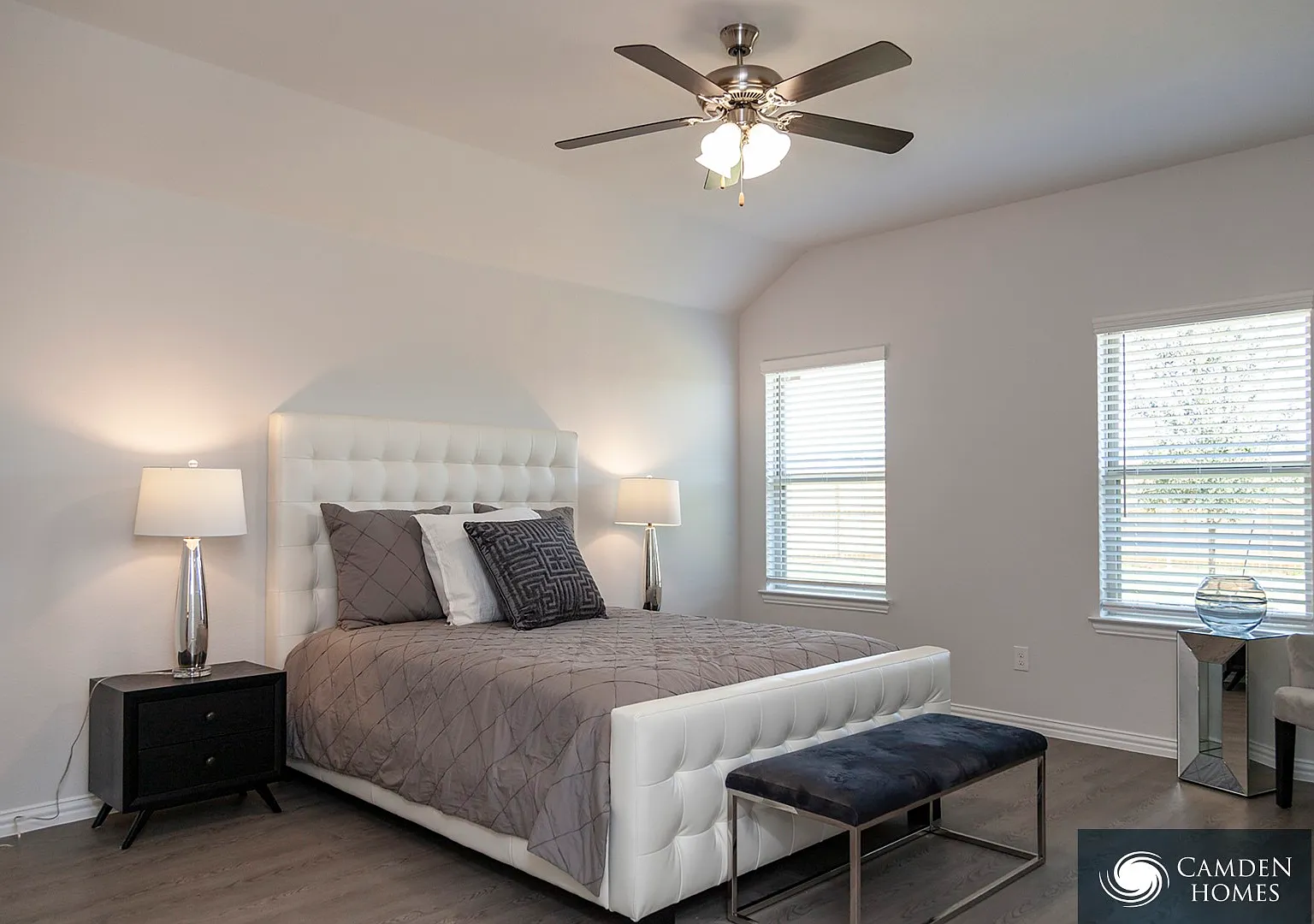 687 Pinnacle Dr — Photo 4