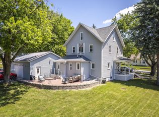 401 7th Ave, Wellman, IA