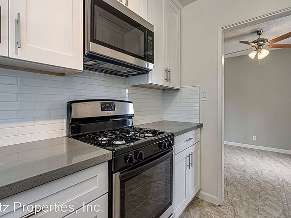 5th image of 4541 August St APT 4