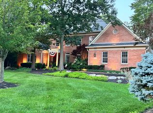 10697 Preston Way, Powell, OH