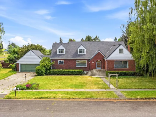 303 W Steptoe Ave, Oakesdale, WA 99158
