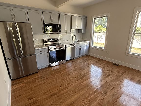 2nd image of 5 Walnut Ave #1