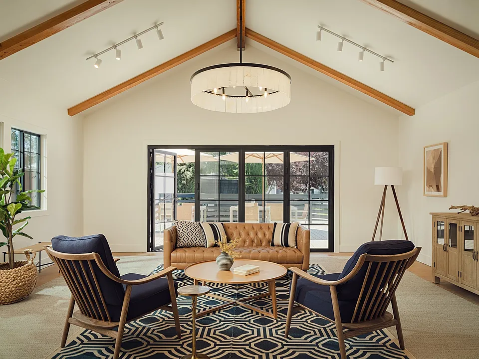 Newly Renovated Clubhouse | Apartments in Livermore, CA | The Arbors Apartments