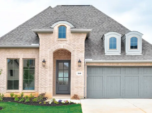 5848 Turner May Dr, Fort Worth, TX 76126