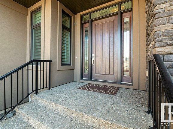 2nd image of 929 Wood Pl NW