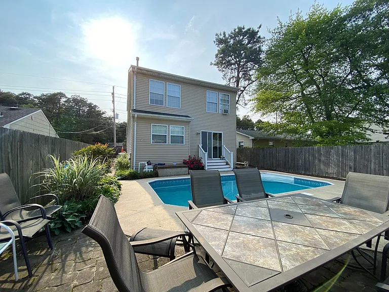 757 Coolidge Ave — Photo 31