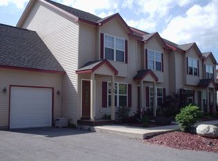 20 Mountain Hollow Way, Queensbury, NY 12804