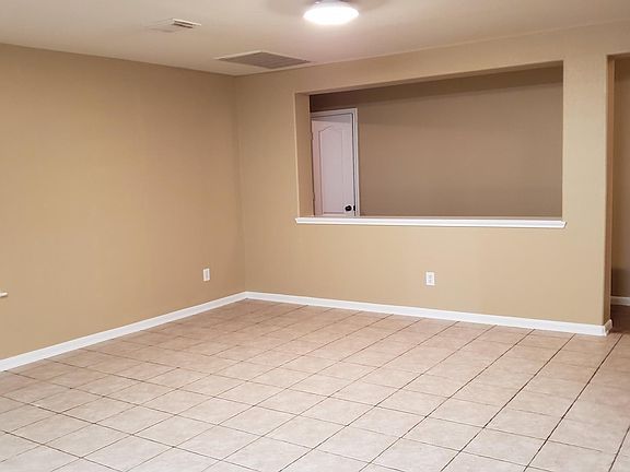 3rd image of 4611 Lunsford Hollow Ln