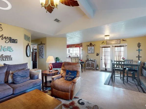 2464 Barker Prairie Rd, College Station, TX 77868