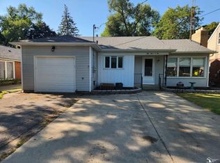 5705 Rosewood Ave, Monroe, MI 48161