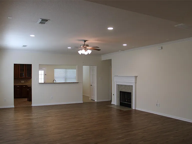 9527 Brackenton Crest Dr — Photo 4