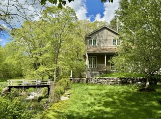 39 Painter Hill Rd, Woodbury, CT 06798