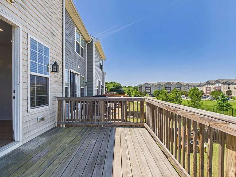 1405 Kerr Dr — Photo 38