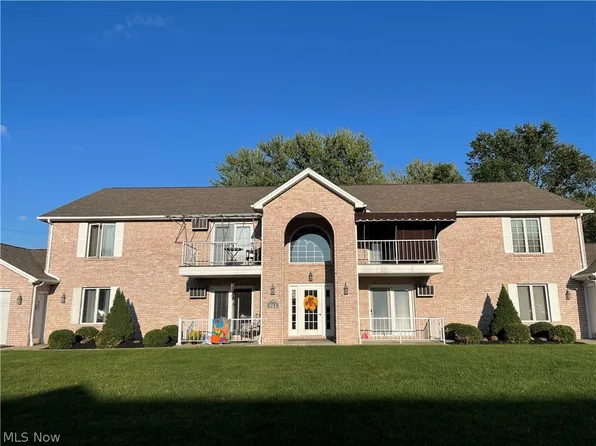 953 Auburn Hills Dr Unit 4, Youngstown, OH 44512