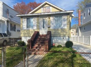 13451 173rd St, Jamaica, NY 11434