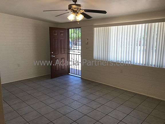 5th image of 4967 S Highland Dr