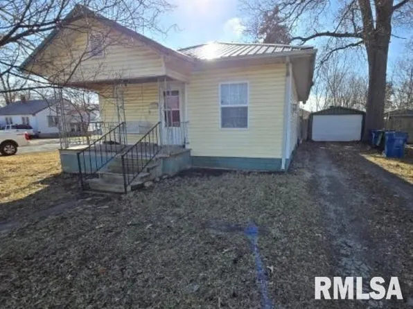 2301 Perkins Ave, Mount Vernon, IL 62864