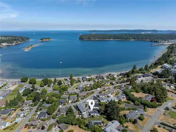 2549 Doctors Rd, Nanaimo, BC V9S 3V4
