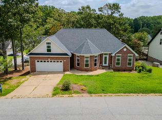 348 Laurelwood Dr, Boiling Springs, SC 29316