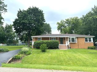 1205 S Bonnie Brae Dr, McHenry, IL 60050