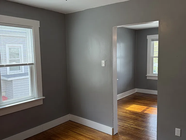 926 W Water St — Photo 7