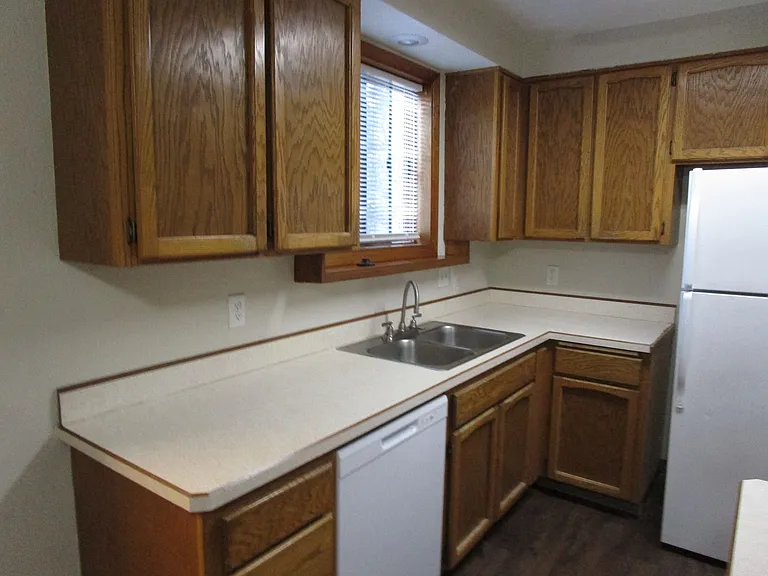 1320 SE 5th St — Photo 5