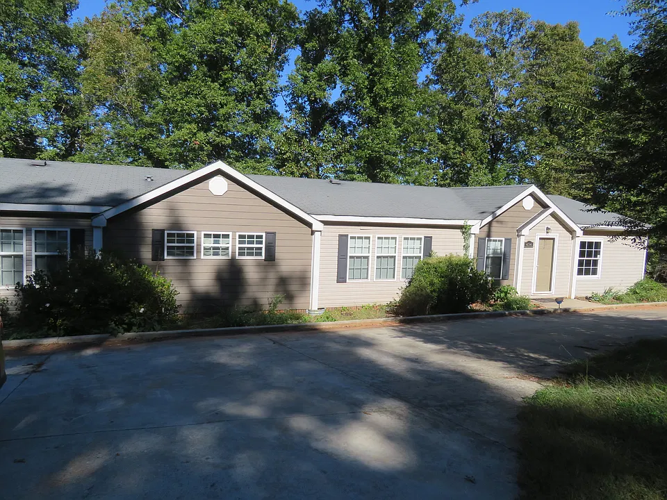 434 Bertha Dr