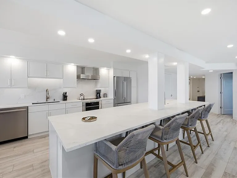 26130 Hickory Blvd #5B — Photo 3