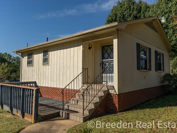 106 Flora Ln NE, Valdese, NC 28690