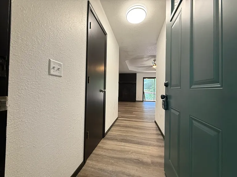 2627 E Verona St — Photo 3
