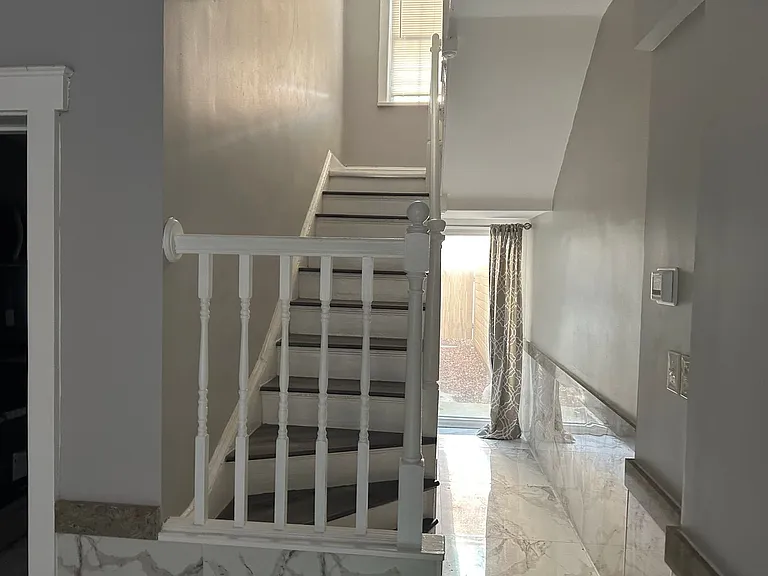 311 Gaskill St — Photo 6