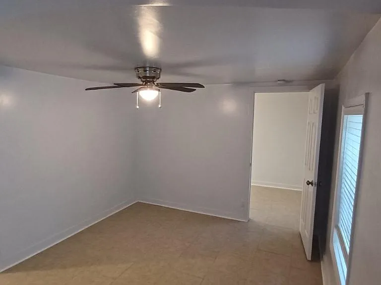3809 Periwinkle Ln — Photo 17