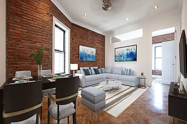 Rented by R New York