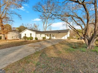 5260 Brittany Trl, Atlanta, GA 30349