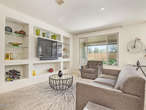 3rd image of 20625 N 274TH Avenue